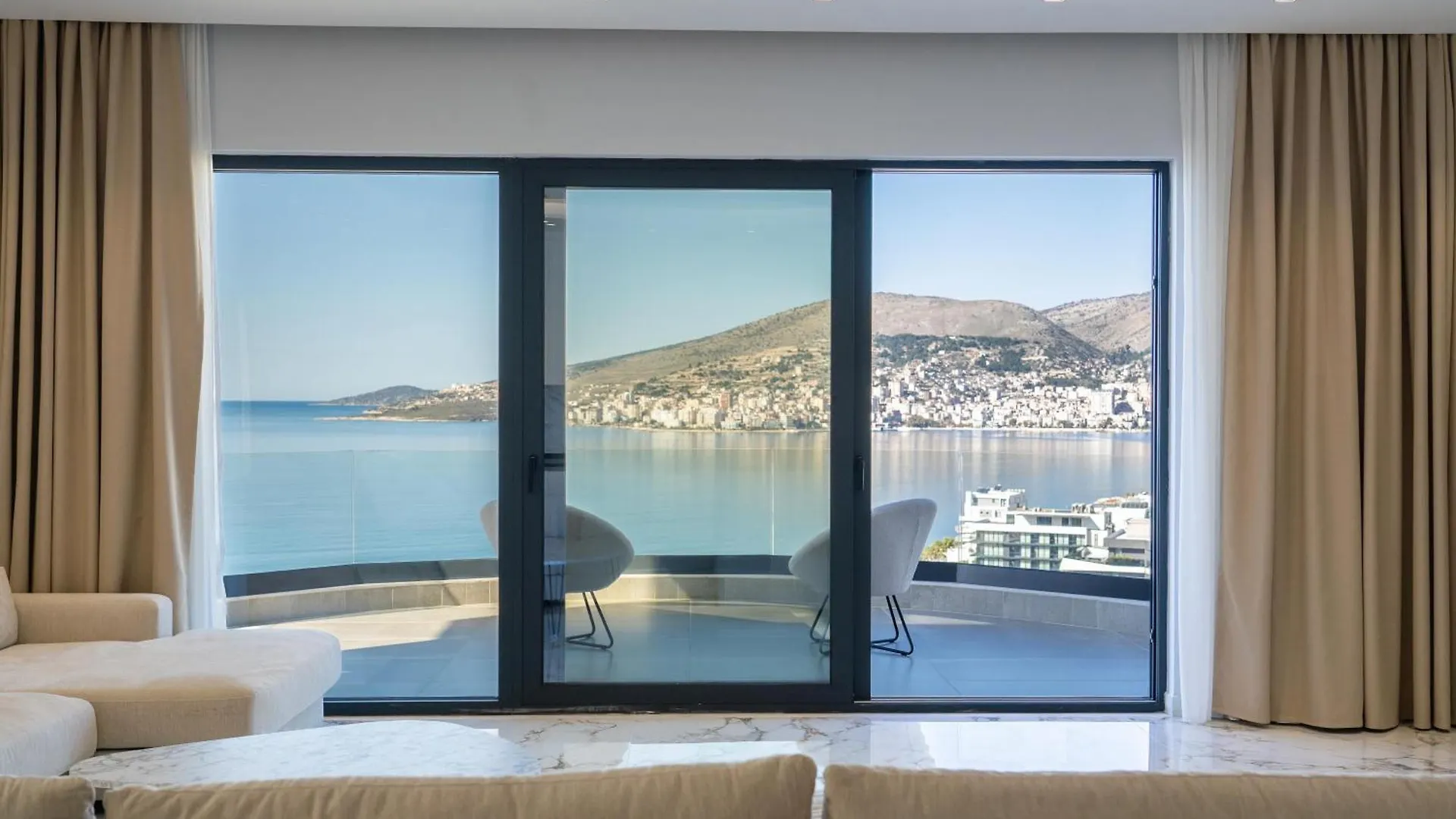 Aparthotel Day Lux Premium Apartments Sarandë Albanië