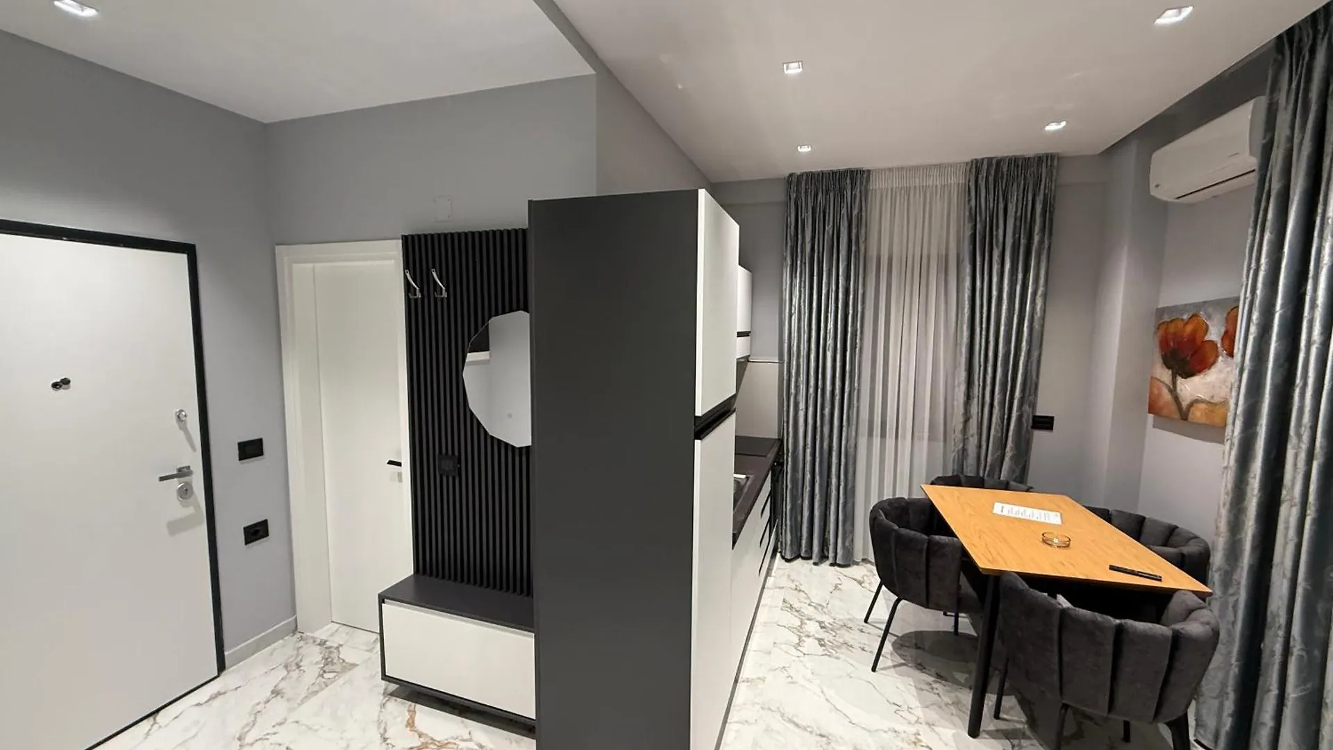 Aparthotel Day Lux Premium Apartments Sarandë Albanië