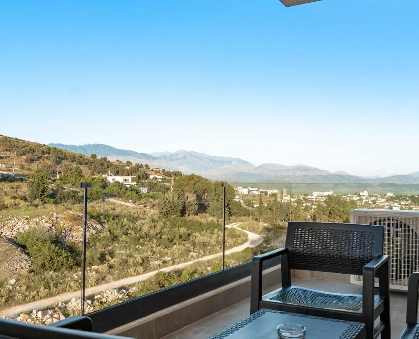Day Lux Premium Apartments Sarandë 0*,