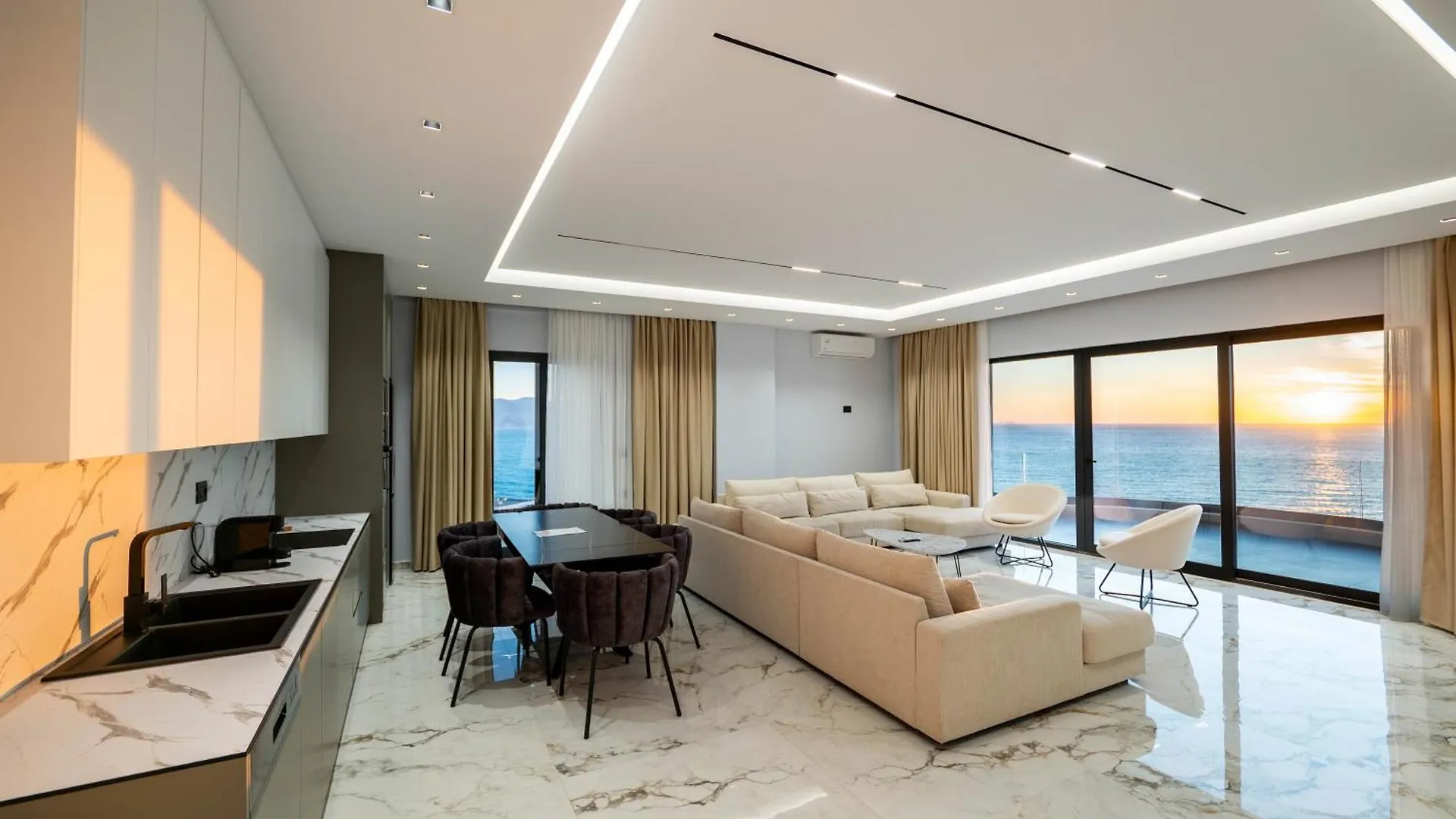 Day Lux Premium Apartments Sarandë 0*,