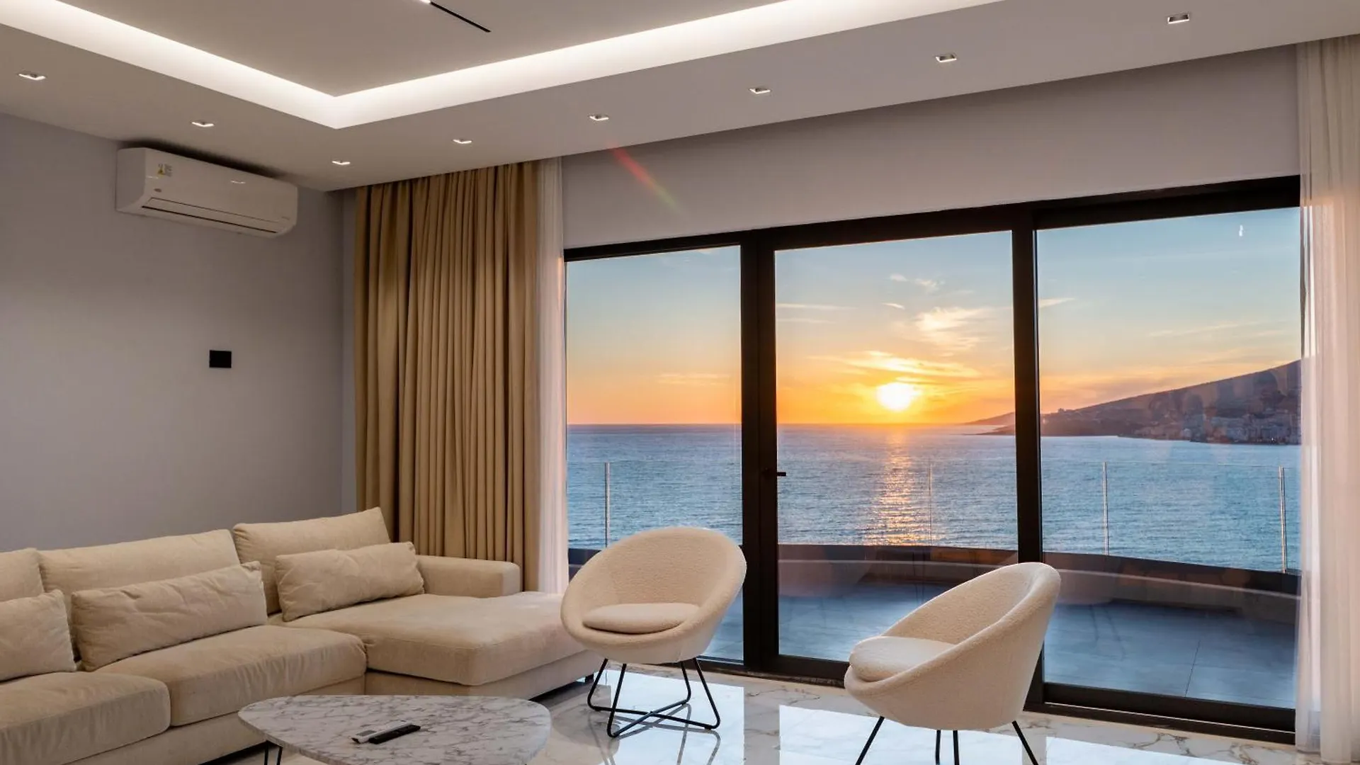 Day Lux Premium Apartments Sarandë